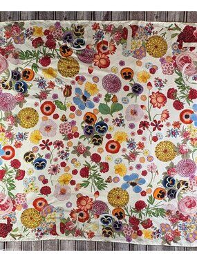 Gucci Silk Classic Floral Design Scarf 34"